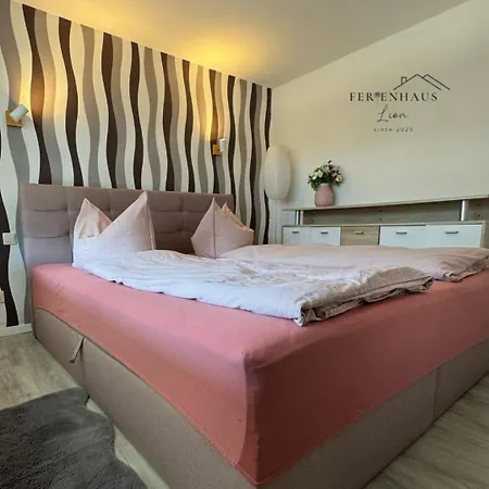 Lion * Neustadt-Glewe